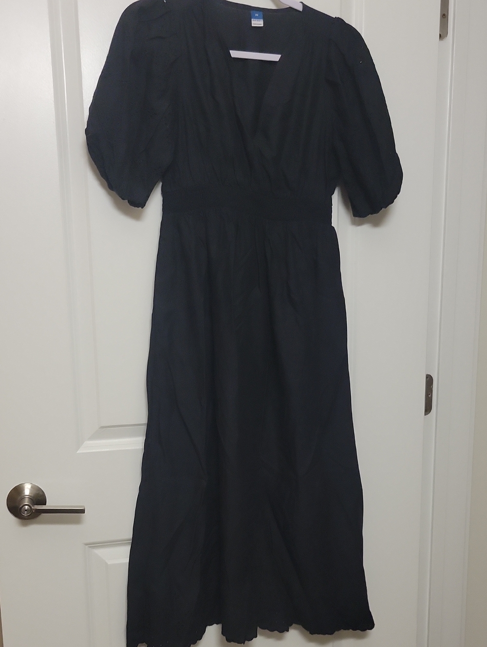 Old Navy Black Puff-Sleeve Maxi Dress